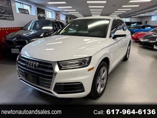 Used 2019 Audi Q5 2.0T Premium w/ Convenience Package image 1