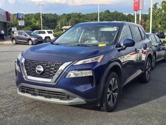 Used 2021 Nissan Rogue SV image 1