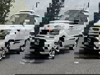 Used 2012 Kia Soul + image 1