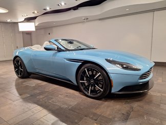 Used 2022 Aston Martin DB11 Volante image 1