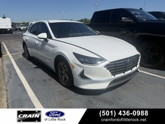 Used 2022 Hyundai Sonata SE image 1