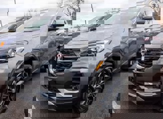 Used 2022 Buick Encore GX Essence image 1