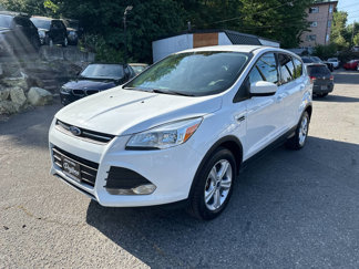 Used 2015 Ford Escape SE image 1