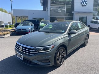 Used 2019 Volkswagen Jetta SEL Premium image 1