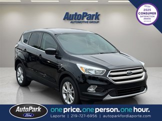 Used 2017 Ford Escape SE image 1