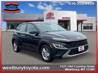 Used 2022 Hyundai Kona SE image 1