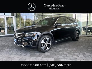Used 2024 Mercedes-Benz GLB 250 4MATIC image 1