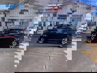 Used 2019 Chrysler 300 Limited image 1