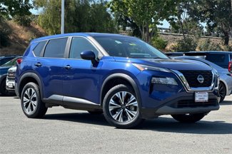 Used 2023 Nissan Rogue SV image 1