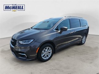 Used 2022 Chrysler Pacifica Touring-L image 1