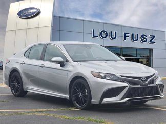 Used 2023 Toyota Camry XSE image 1