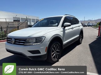 Used 2020 Volkswagen Tiguan SE image 1