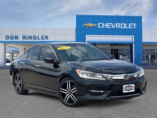 Used 2017 Honda Accord Sport image 1