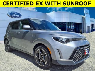 Used 2023 Kia Soul EX image 1