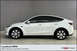 Used 2021 Tesla Model Y Long Range image 1