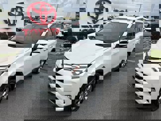 Used 2017 Toyota RAV4 Limited image 1