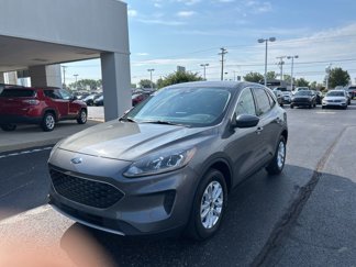 Used 2021 Ford Escape SE image 1