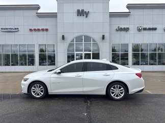 Used 2017 Chevrolet Malibu LT image 1