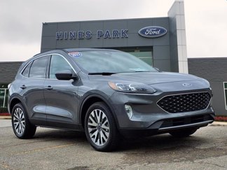 Certified 2022 Ford Escape Titanium image 1