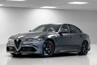 Used 2018 Alfa Romeo Giulia Quadrifoglio w/ Driver Assist Dynamic Package image 1
