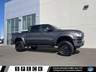 Used 2020 RAM 1500 4x4 Crew Cab image 1