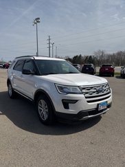 Used 2018 Ford Explorer XLT image 1