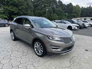 Used 2017 Lincoln MKC Reserve image 1