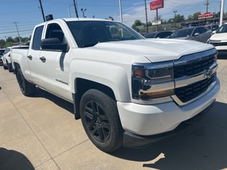 Used 2017 Chevrolet Silverado 1500 W/T image 1