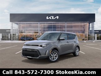 New 2025 Kia Soul LX image 1