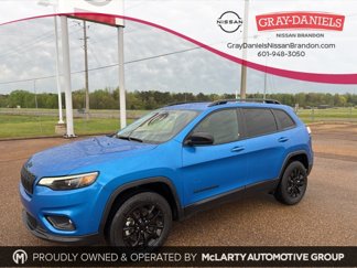 Used 2023 Jeep Cherokee Altitude Lux image 1