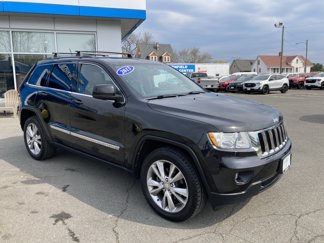 Used 2013 Jeep Grand Cherokee Laredo image 1