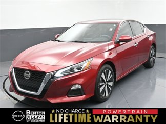 Used 2021 Nissan Altima 2.5 SV w/ SV Premium Package image 1