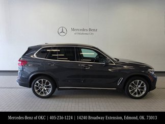Used 2019 BMW X5 xDrive40i w/ Premium Package 2 image 1
