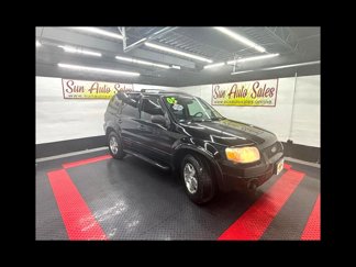 Used 2005 Ford Escape Limited image 1