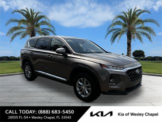 Used 2020 Hyundai Santa Fe SE image 1