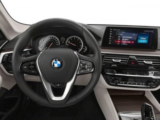 Used 2018 BMW 530i xDrive image 1