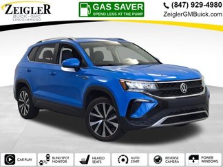 Used 2022 Volkswagen Taos SE image 1