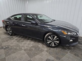 Used 2022 Nissan Altima 2.5 SV image 1