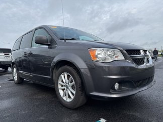 Used 2019 Dodge Grand Caravan SXT image 1