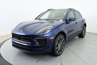 Used 2025 Porsche Macan image 1