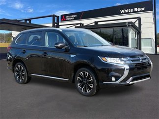Used 2018 Mitsubishi Outlander SEL image 1