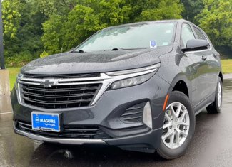 Used 2023 Chevrolet Equinox LT image 1