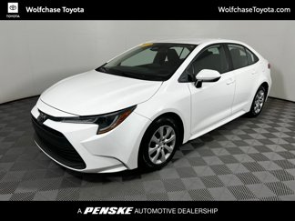 Used 2023 Toyota Corolla LE image 1