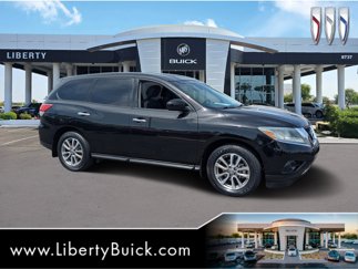Used 2014 Nissan Pathfinder S image 1