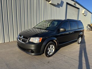 Used 2012 Dodge Grand Caravan SXT image 1