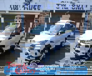 New 2025 Ford Escape Active w/ Cold Weather Package image 1
