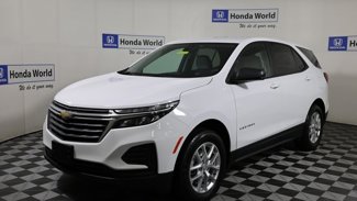 Used 2023 Chevrolet Equinox LS w/ LS Convenience Package image 1