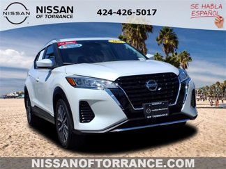 Certified 2021 Nissan Kicks SV image 1