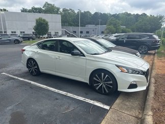 Used 2019 Nissan Altima 2.5 SR image 1