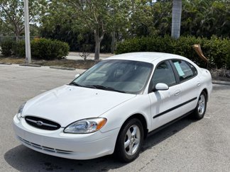 Used 2001 Ford Taurus SE image 1